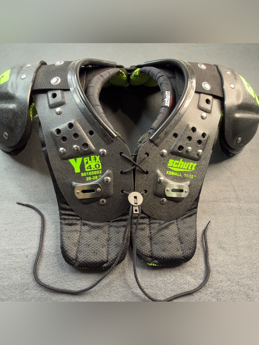 Schutt Y-Flex 4.0 All Purpose Youth Shoulder Pads Size XS 11"-12" Football Gear